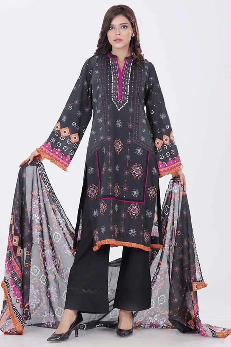 NEW EMINENT GREY DIGITAL PRINTED LAWN SUIT 3 PIECE UNSTITCHED SUIT